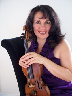 Photograph of Carla Trynchuk